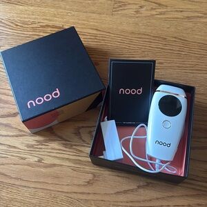nood The Flasher 2.0 IPL Hair Removal Device